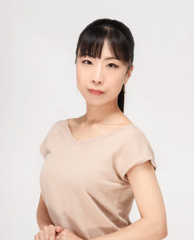 小畑真梨子（ピアノ）