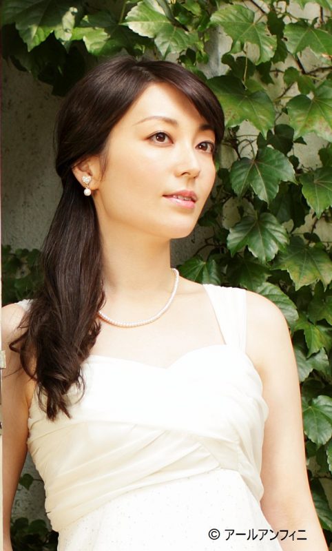 新居由佳梨（ピアノ）